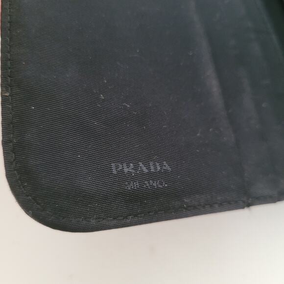 PRADA Tessuto Nero Black Logo Plate Wallet Medium Envelope Medium Nylon Zippy - Picture 4 of 13